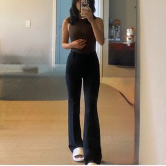 Aritzia Wilfred Cabaret Pant High Rise Slim Fit Flared Black Size 10 - Picture 2 of 10
